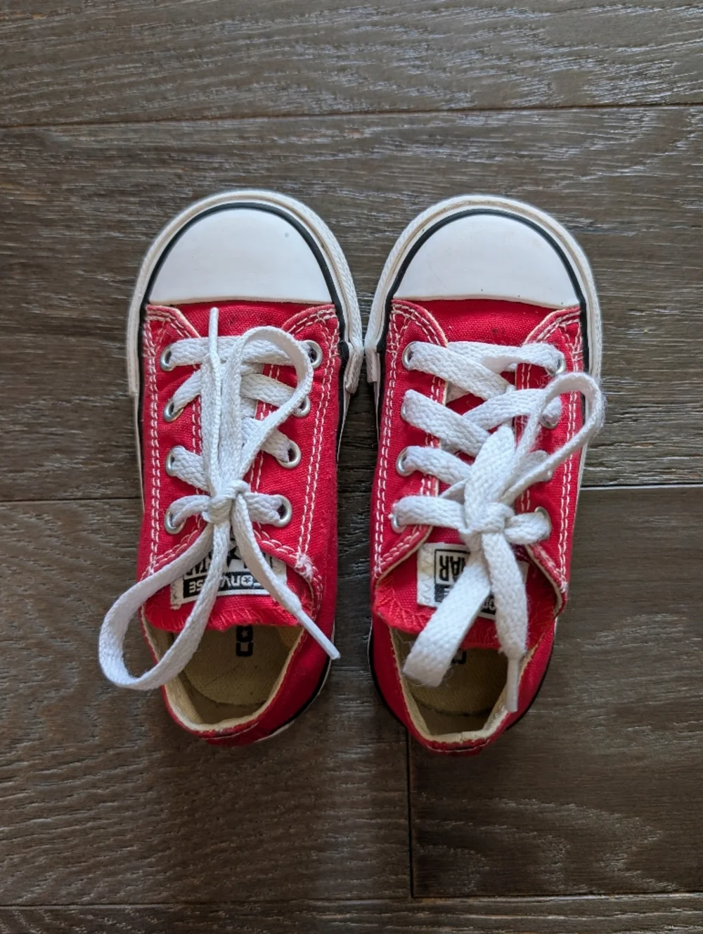 Converse Red Chuck Taylor All Star Low Top Sneaker Size 7 Toddler